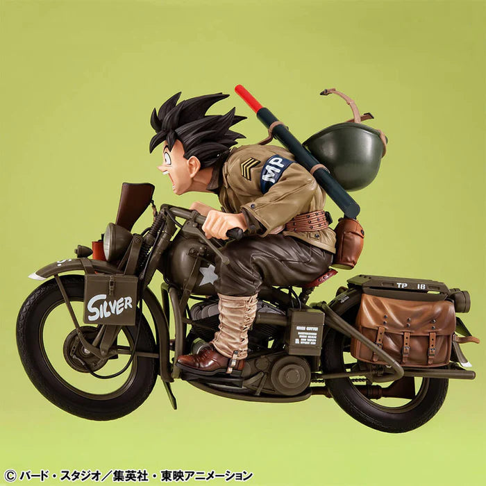 DRAGON BALL Z - FIGURINE SON GOKU & BIKE DESKTOP REAL McCOY EX MangaSphere