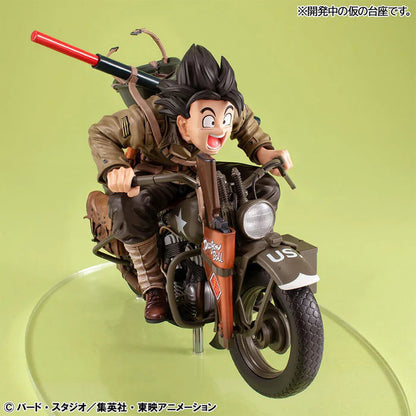 DRAGON BALL Z - FIGURINE SON GOKU & BIKE DESKTOP REAL McCOY EX MangaSphere