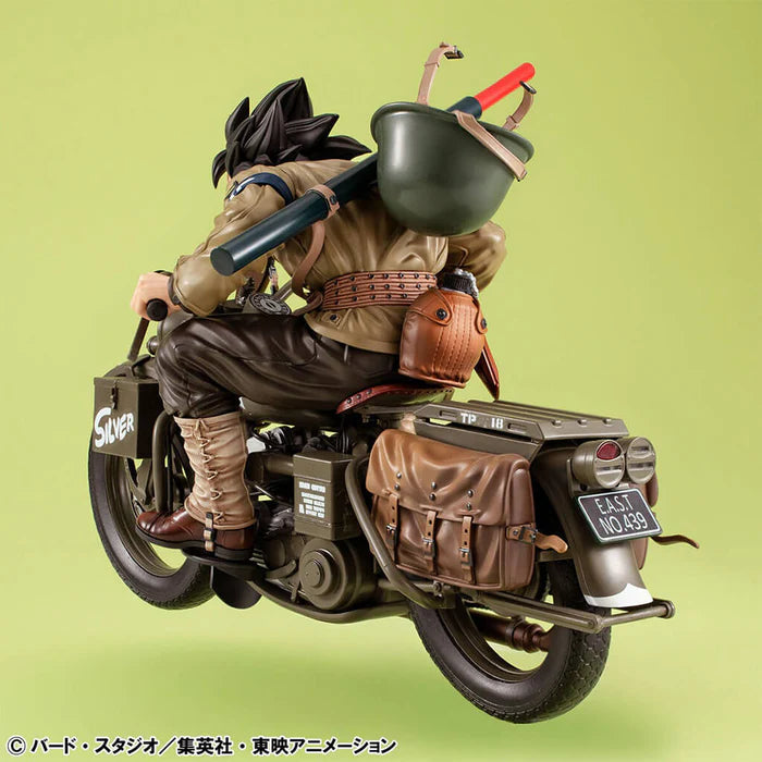 DRAGON BALL Z - FIGURINE SON GOKU & BIKE DESKTOP REAL McCOY EX MangaSphere